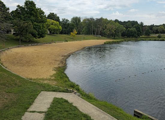 iowa/driftless-area/shop/backbone-state-park-beach