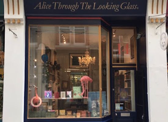 united-kingdom/london/shop/alice-through-the-looking-glass