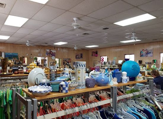oklahoma/edmond/shop/earc-thrift-shop
