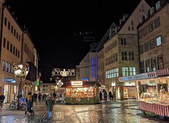 germany/nuremberg/altstadt/shop/galeria-nurnberg-an-der-lorenzkirche