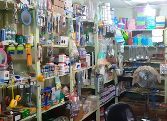 mozambique/gorongosa-national-park/shop/mandix-tech-service