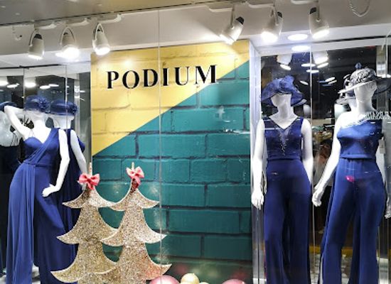 lebanon/beirut/shop/podium
