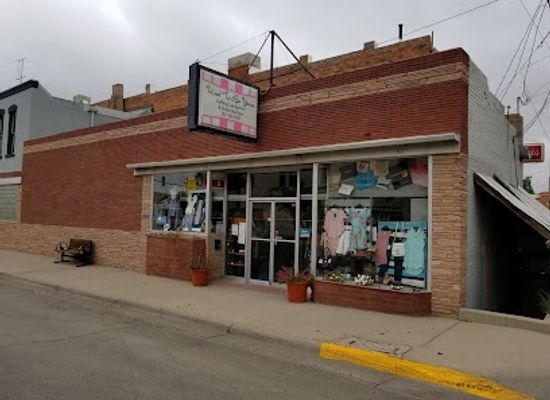 wyoming/niobrara-county/shop/used-to-be-yours-consignment-boutique