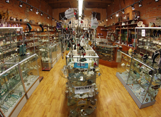 california/central-coast/shop/gaia-s-gallery