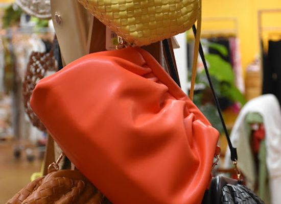 grenada/grand-anse-beach/shop/the-closet