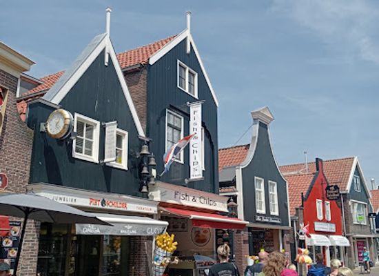 netherlands/volendam/shop/bootsman-souveniers