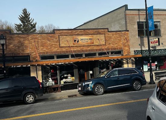 washington/western-washington/shop/snoqualmie-trading-company