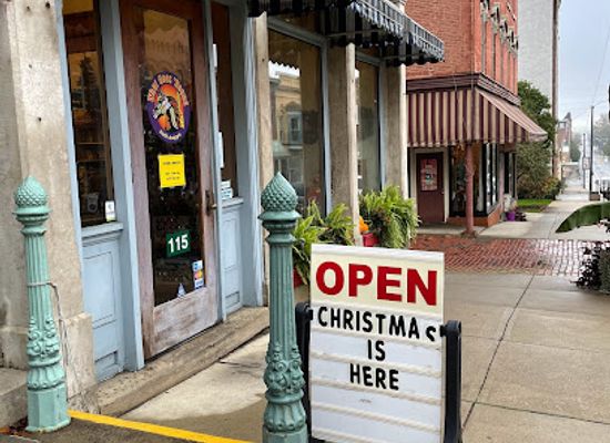 ohio/mansfield/shop/what-goes-round-thrift-shoppe