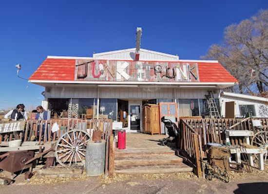 utah/duchesne/shop/junk-in-the-trunk
