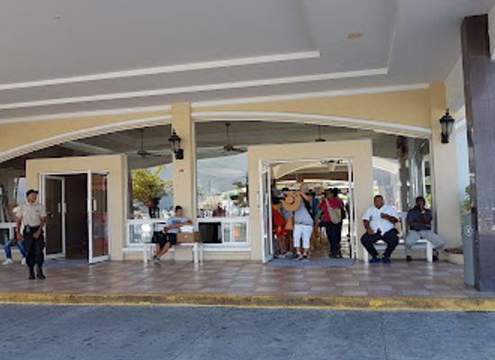 panama/pacific-coast/shop/causeway-amador