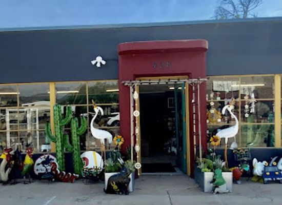 colorado/canon-city/shop/driftwood-and-clay-makers-market-and-plant-house