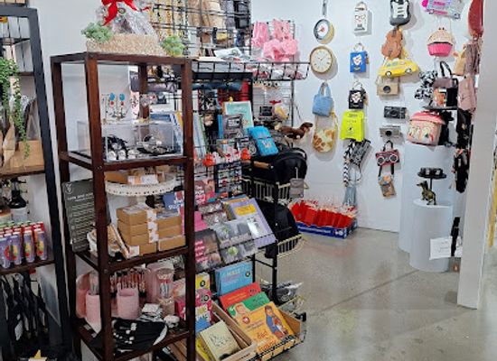 australia/brisbane/new-farm/shop/outside-the-box