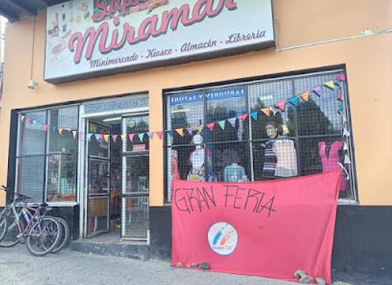 argentina/tierra-del-fuego/shop/galeria-de-compras-ushuaia
