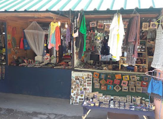 uruguay/colonia-del-sacramento/shop/feria-artesanal