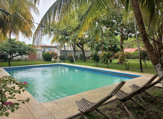 el-salvador/los-cobanos-beach/shop/rancho-los-cobanos