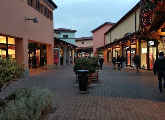 italy/val-di-chiana/shop/nike-factory-store-val-di-chiana