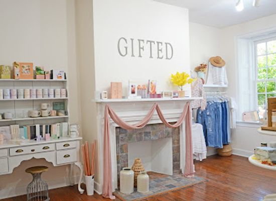 virginia/fredericksburg/shop/gifted-boutique