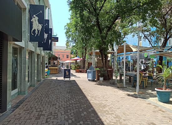 curacao/groot-kwartier/shop/chichi-shop-punda