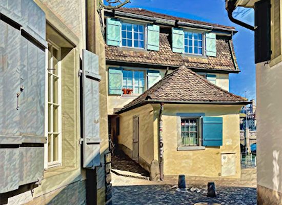 switzerland/zurich/altstadt/shop/schipfe-51-jacksonpictures