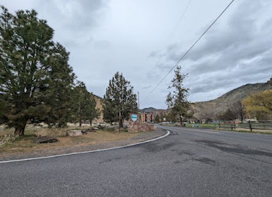 oregon/smith-rock-state-park/shop/smith-rock-state-park-welcome-center