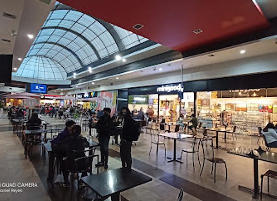 ecuador/amazon/shop/centro-comercial-milenium-plaza