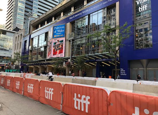 canada/toronto/entertainment-district/shop/tiff-shop