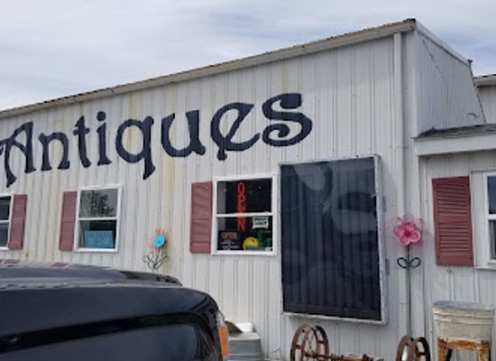 illinois/illinois-ozarks/shop/oldies-but-goodies-antiques
