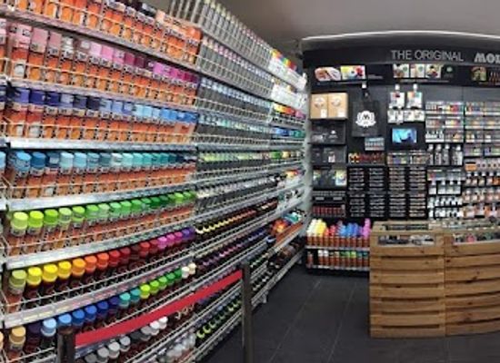 slovakia/bratislava/shop/rooftop-s-r-o-urban-fine-art-graffiti-headshop