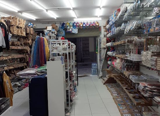 portugal/porto/shop/porto-souvenir-and-gift-shop