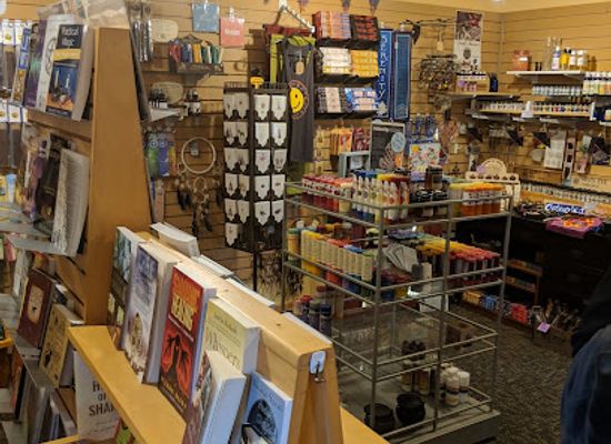washington/everett/shop/vision-quest-bookstore-wellness-center