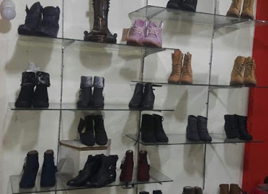 lebanon/hermel/shop/scarpe