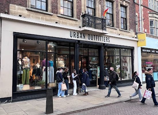 united-kingdom/cambridge/shop/urban-outfitters