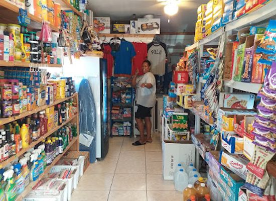 the-bahamas/bimini/shop/d-s