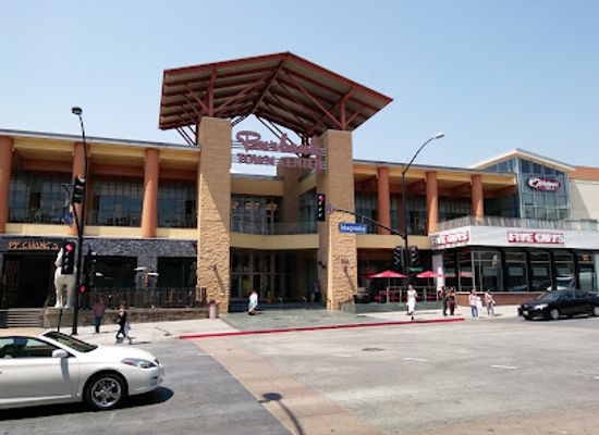california/san-fernando-valley/shop/burbank-town-center