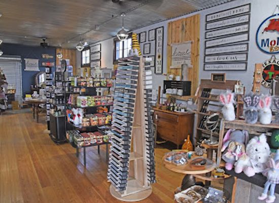 indiana/the-uplands/shop/burr-oak-whistle-stop