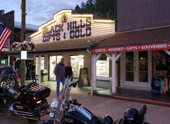 south-dakota/black-hills-national-forest/shop/black-hills-souvenirs-gifts
