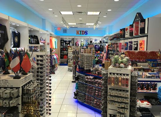 virginia/northern-virginia/shop/stars-and-stripes-washington-dc-souvenir-store