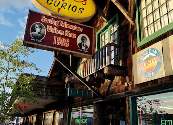 wyoming/yellowstone-national-park/shop/eagle-s-store