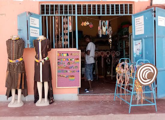 kenya/suguta-valley/shop/nakwakalees-ushanga-and-curio-shop