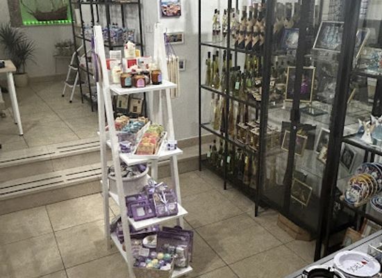 croatia/trogir/shop/souvenur-shop-atamar