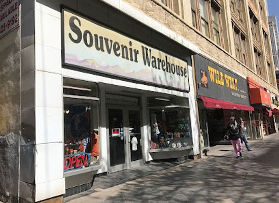 colorado/denver/downtown-denver/shop/welcome-to-denver-store