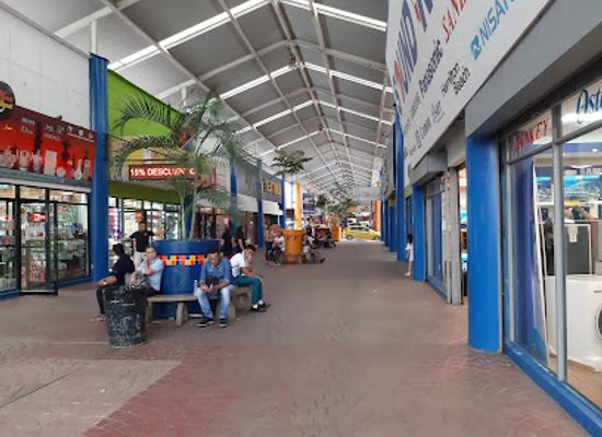 panama/western-panama/shop/centro-comercial-los-pueblos