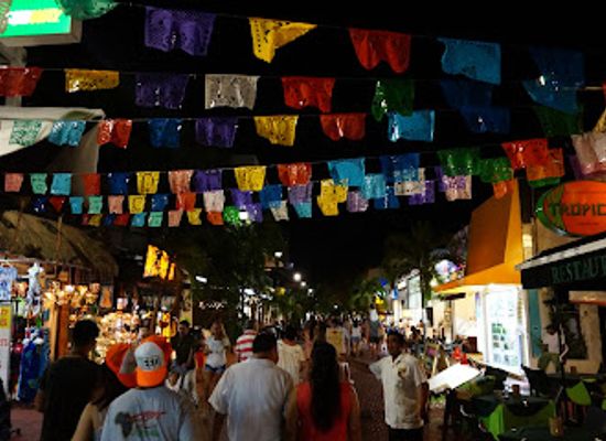 mexico/playa-del-carmen/shop/fine-mexican-handcrafts