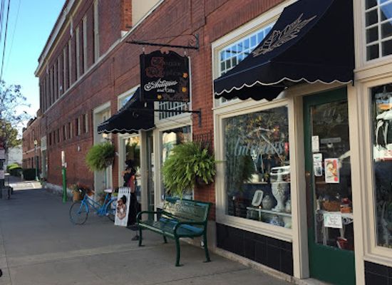 indiana/new-albany/shop/sugar-maples-antiques-gifts