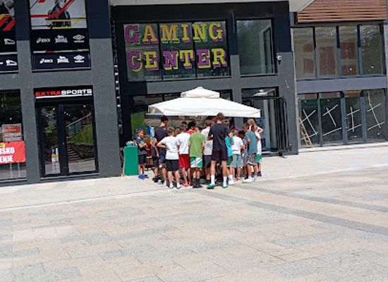 serbia/zlatibor/shop/market-centar