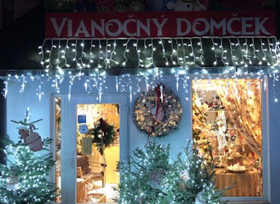slovakia/poprad/shop/vianocny-domcek-nakupne-centrum-alfa
