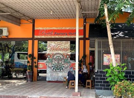 singapore/clarke-quay/shop/batik-factory-outlet
