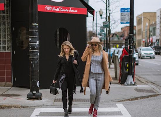 illinois/chicago/wicker-park/shop/enaz-boutique