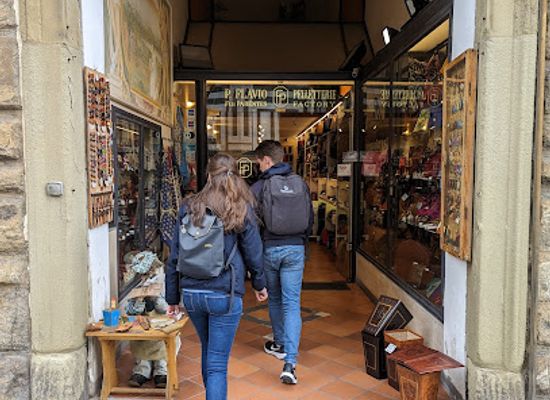 italy/florence/shop/the-luggage-shop-firenze