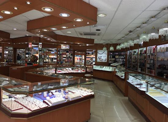 jamaica/runaway-bay-area/shop/mohan-s-duty-free-shop